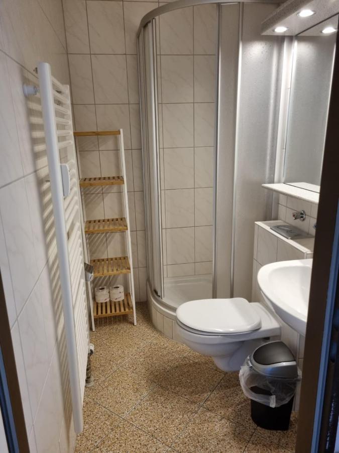 B515 Schoene Und Einladende Ferienwohnung In Schoener Umgebung Лахщайн Екстериор снимка