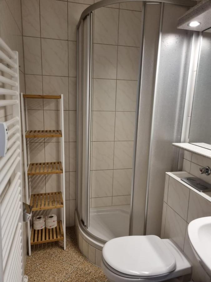 B515 Schoene Und Einladende Ferienwohnung In Schoener Umgebung Лахщайн Екстериор снимка